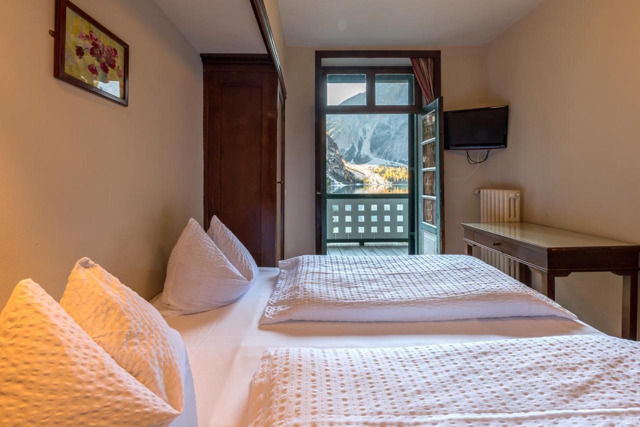 Hotel Lago Di Braies Braies  Bagian luar foto